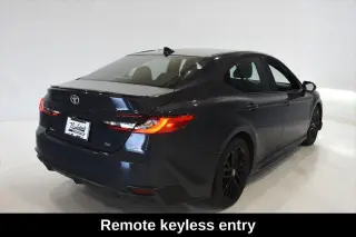 Toyota Camry 2025 SE 4dr Sedán