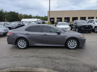 Toyota Camry 2020 LE 4p Sedan
