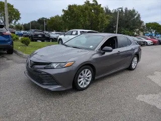 Toyota Camry 2020 LE 4p Sedan
