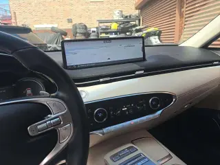 Genesis GV70 2023 AWD 2.5T Standard 4dr SUV