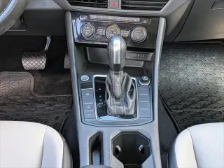 Volkswagen Jetta 2021 Línea R 4p Sedan 8A