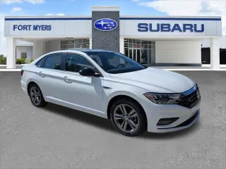 Volkswagen Jetta 2021 Línea R 4p Sedan 8A