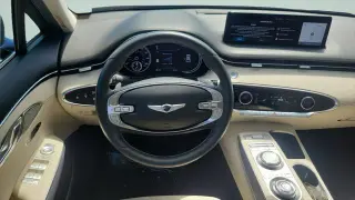 Genesis GV70 2023 AWD 2.5T Estándar 4p SUV