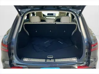 Genesis GV70 2023 AWD 2.5T Estándar 4p SUV