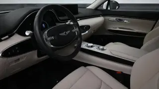 Genesis GV70 2022 AWD 2.5T Estándar 4p SUV