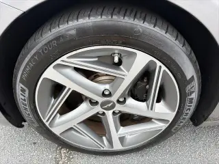 Genesis G80 2024 Tracción en las cuatro ruedas 2.5T 4p Sedan