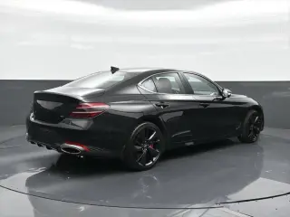 Genesis G70 2023 3.3T Estándar 4p Sedán
