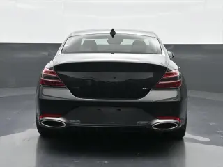 Genesis G70 2023 3.3T Estándar 4p Sedán