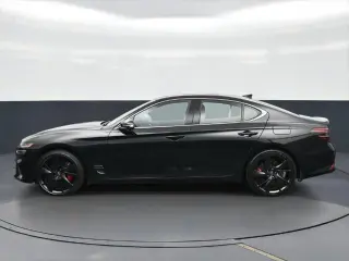 Genesis G70 2023 3.3T Estándar 4p Sedán
