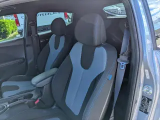 Hyundai VELOSTER 2021 3p Coupe 6M