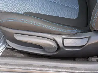 Hyundai VELOSTER 2021 3p Coupe 6M