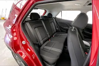 Hyundai VENUE 2025 SEL 4p Crossover