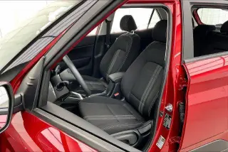 Hyundai VENUE 2025 SEL 4p Crossover
