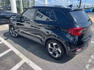 Hyundai VENUE 2022 SEL 4dr Crossover