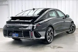 Hyundai IONIQ 6 2023 AWD SEL 4p Sedan