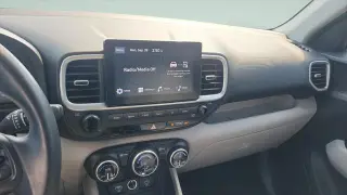 Hyundai VENUE 2023 SEL 4p Crossover