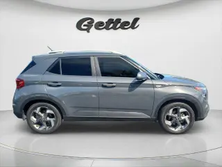 Hyundai VENUE 2023 SEL 4p Crossover