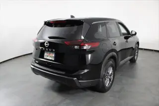 Nissan Rogue 2025 S 4p Crossover