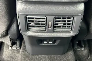 Toyota RAV4 Hybrid 2025 AWD XLE 4dr SUV