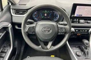 Toyota RAV4 Hybrid 2025 AWD XLE 4dr SUV