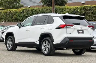 Toyota RAV4 Hybrid 2025 AWD XLE 4dr SUV