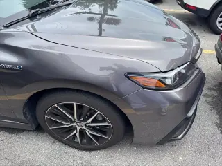 Toyota Camry Hybrid 2021 SE 4dr Sedan