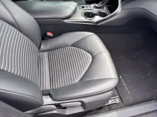 Toyota Camry Hybrid 2021 SE 4dr Sedan