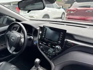 Toyota Camry Hybrid 2021 SE 4dr Sedan