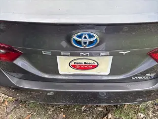 Toyota Camry Hybrid 2021 SE 4dr Sedan