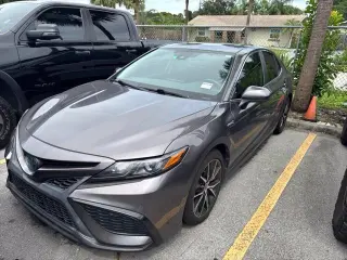 Toyota Camry Hybrid 2021 SE 4dr Sedan