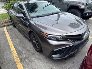 Toyota Camry Hybrid 2021 SE 4dr Sedan