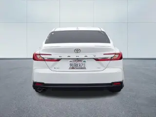 Toyota Camry 2025 SE 4p Sedan