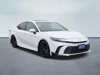 Toyota Camry 2025 SE 4p Sedan