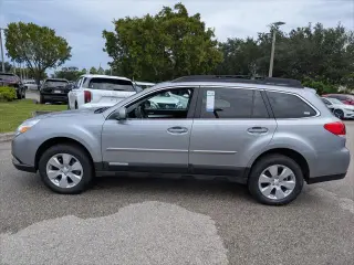 Subaru Outback 2011 AWD 2.5i Premium 4p Vagone CVT