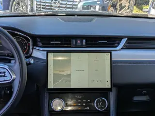 Jaguar F-PACE 2025 AWD P250 R-Dynamic S 4p SUV