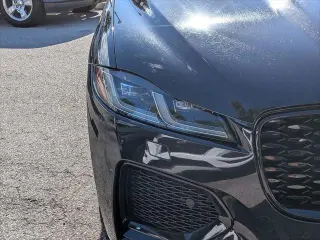 Jaguar F-PACE 2025 AWD P250 R-Dynamic S 4p SUV