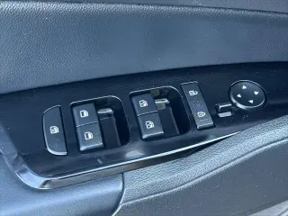 Kia Sportage Plug-In Hybrid 2024 AWD X-Line Prestige 4dr SUV