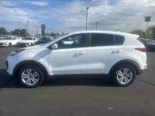Kia Sportage 2019 AWD LX 4dr SUV