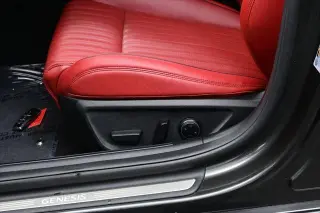 Genesis G70 2023 2.0T 4dr Sedán