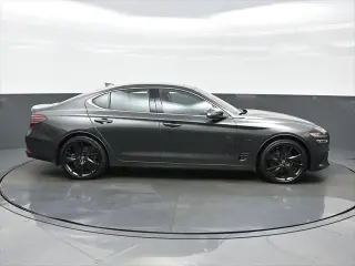 Genesis G70 2023 2.0T 4dr Sedán