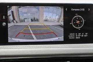 Genesis G70 2025 2.5T Estándar 4p Sedan