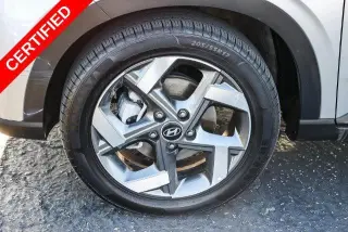 Hyundai VENUE 2025 SEL 4dr Crossover