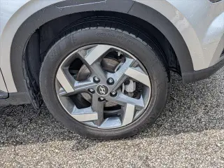Hyundai VENUE 2023 SEL 4p Crossover