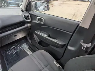 Hyundai VENUE 2023 SEL 4p Crossover