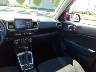 Hyundai VENUE 2025 SEL 4puertas Crossover