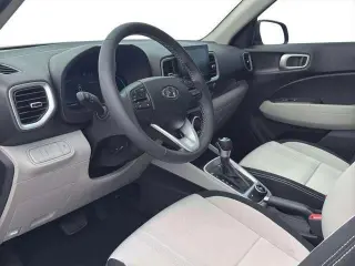 Hyundai VENUE 2026 SEL 4dr Crossover