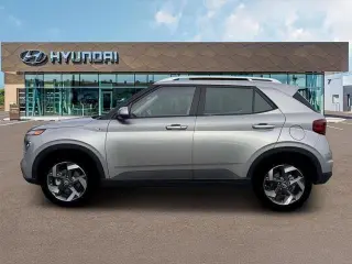 Hyundai VENUE 2026 SEL 4dr Crossover