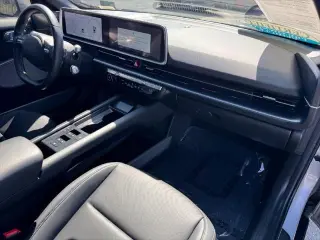 Hyundai IONIQ 6 2023 SEL 4p Sedan