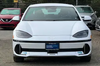 Hyundai IONIQ 6 2025 SE Standard Range 4dr Sedán