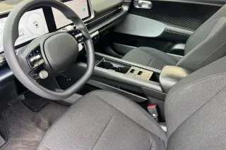 Hyundai IONIQ 6 2025 SE Standard Range 4dr Sedán
